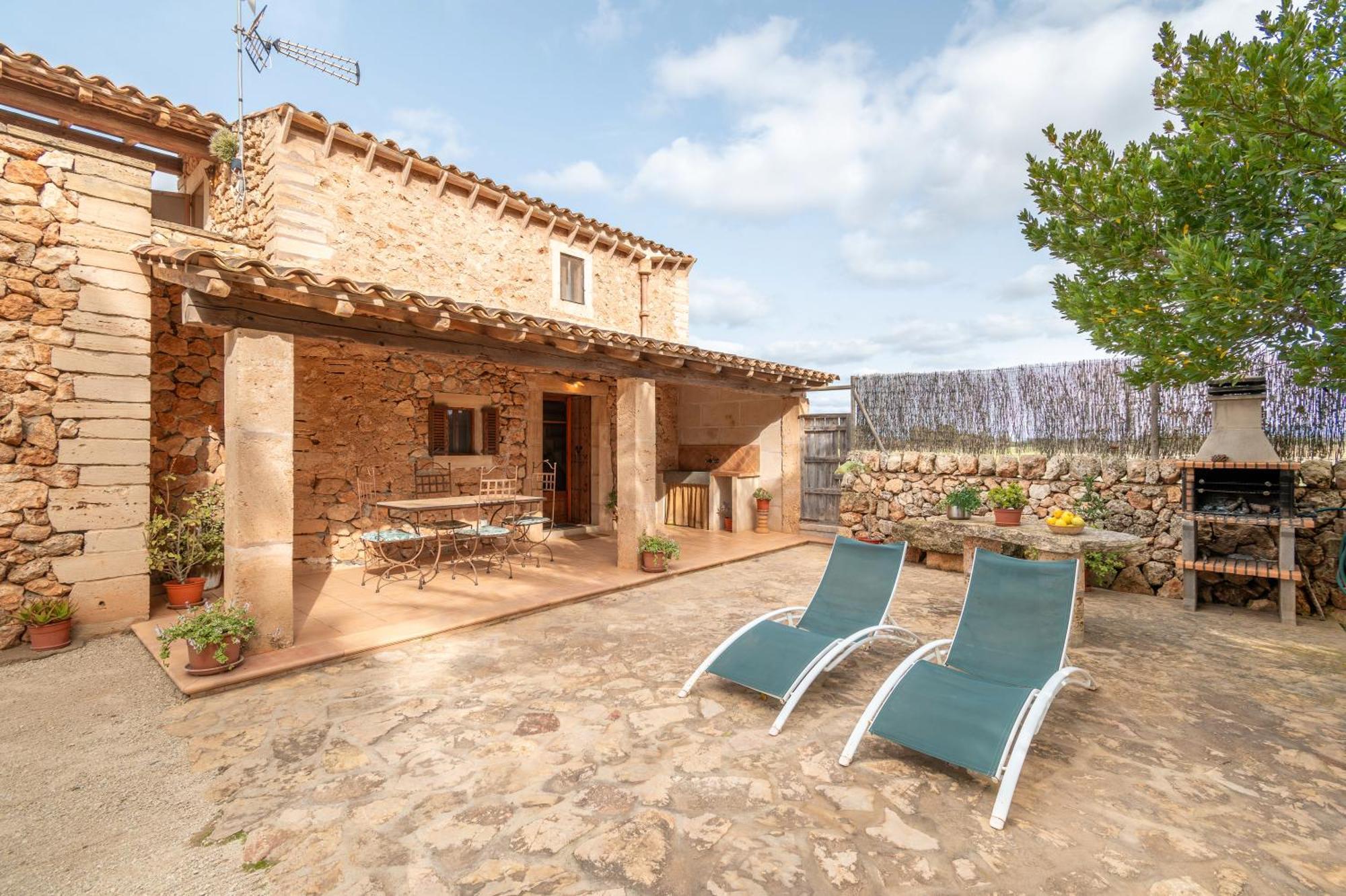 House Son Coves * Ses Covetes